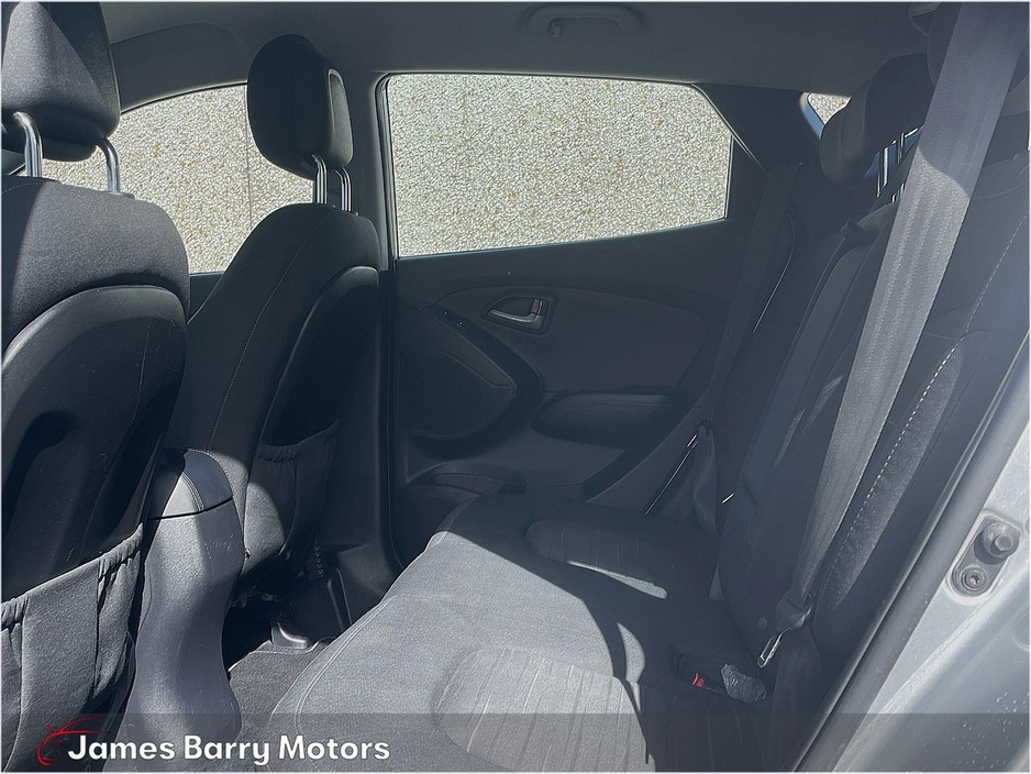 2014 Hyundai ix35 - image 9