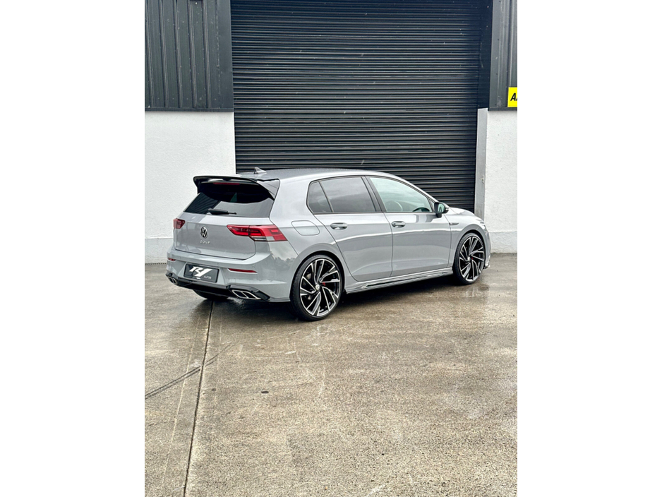 2020 Volkswagen Golf  €31,995