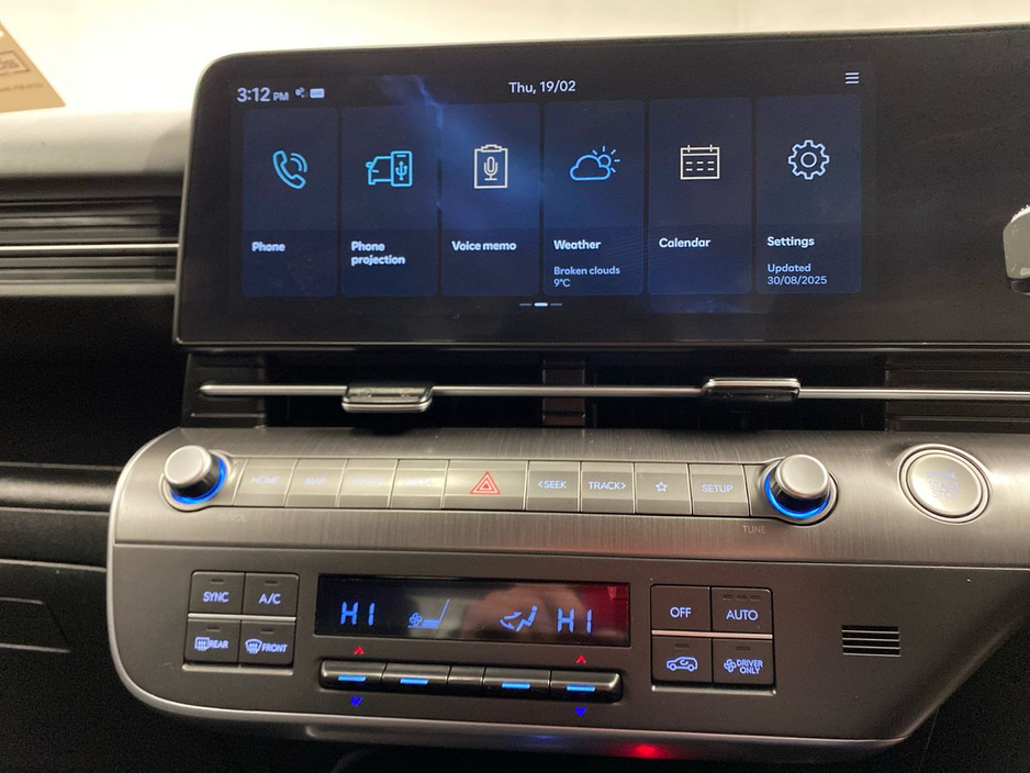 2024 Hyundai Kona 1.6 HYBRID Signature Auto €25,995