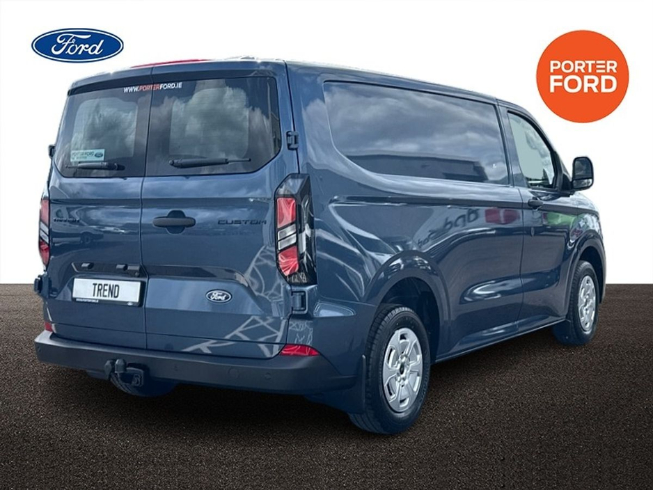 2026 Ford Transit Custom - image 3