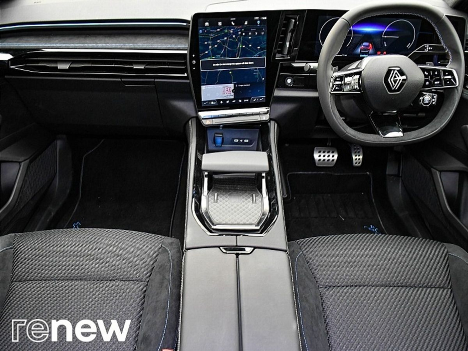 2024 Renault Austral - image 36