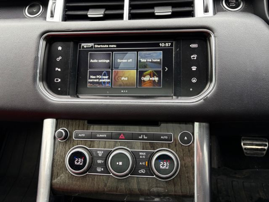 2016 Land Rover Range Rover Sport HSE DYNAMIC - MASSIVE SPEC €31,950