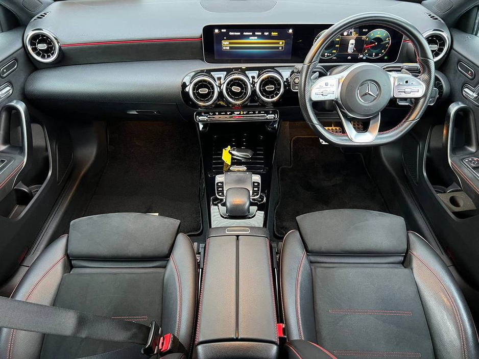 2019 Mercedes-Benz A Class A180 AMG-LINE PREMIUM PLUS 1.3 // VIRTUAL COCKPIT // AMG-LINE HEATED SPORT SEATS // 18" DIAMOND CUT ALLOYS €25,950