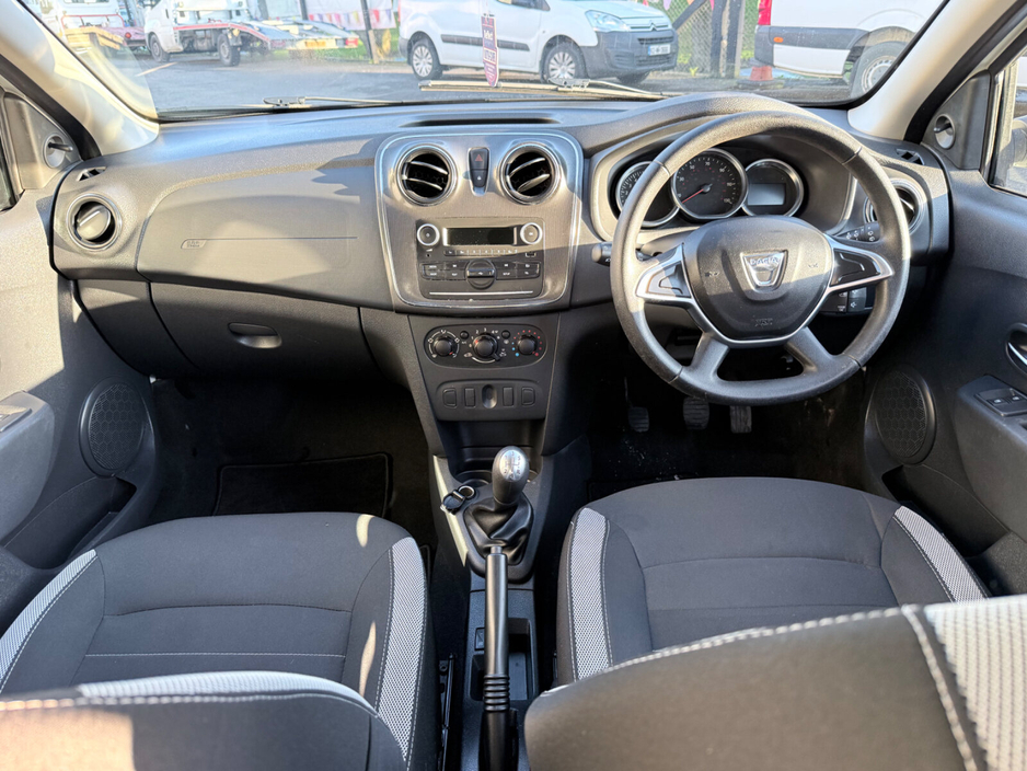 2020 Dacia Sandero Stepway - image 13