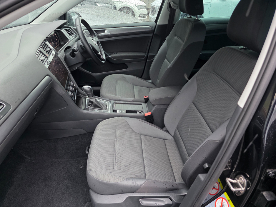 2020 Volkswagen Golf - image 15