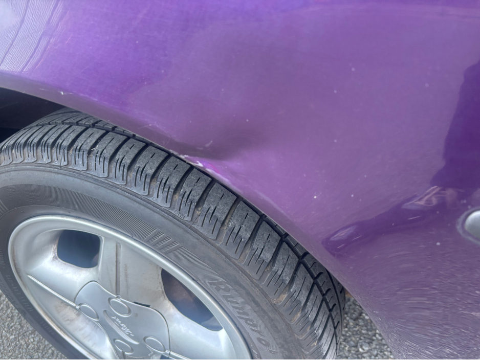 1999 Ford Fiesta - image 11