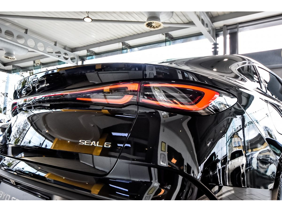 2026 BYD Seal - image 7