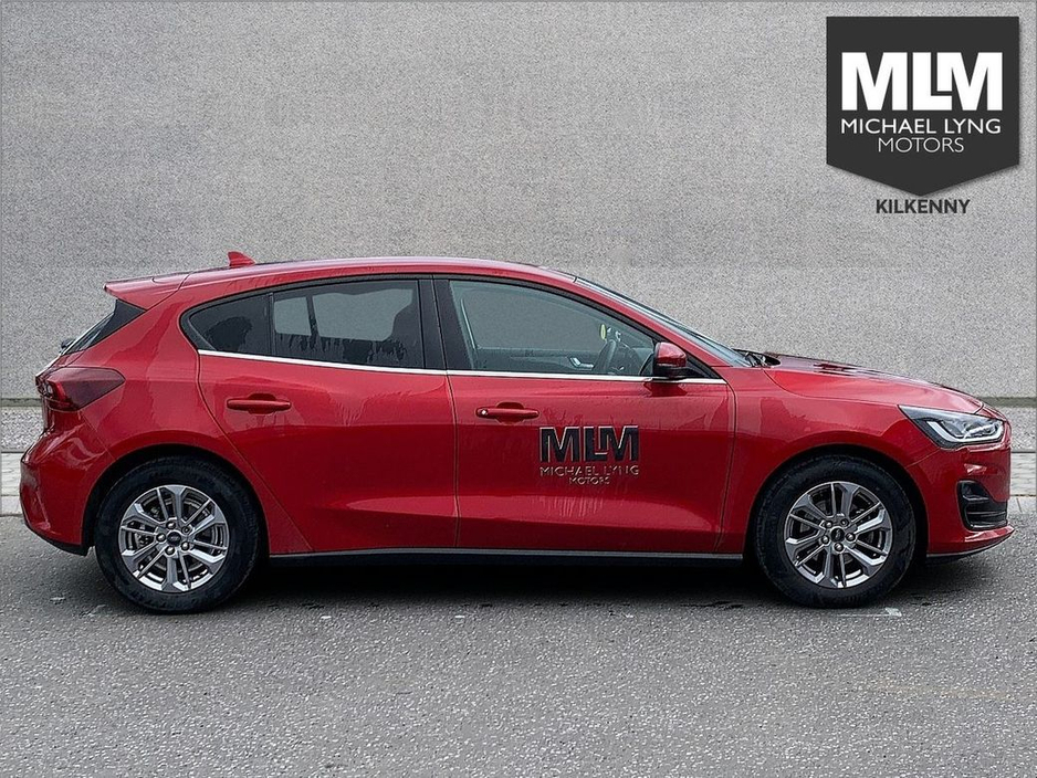 2024 Ford Focus 1.0 Ecoboost 125ps -Privacy Glass €28,495