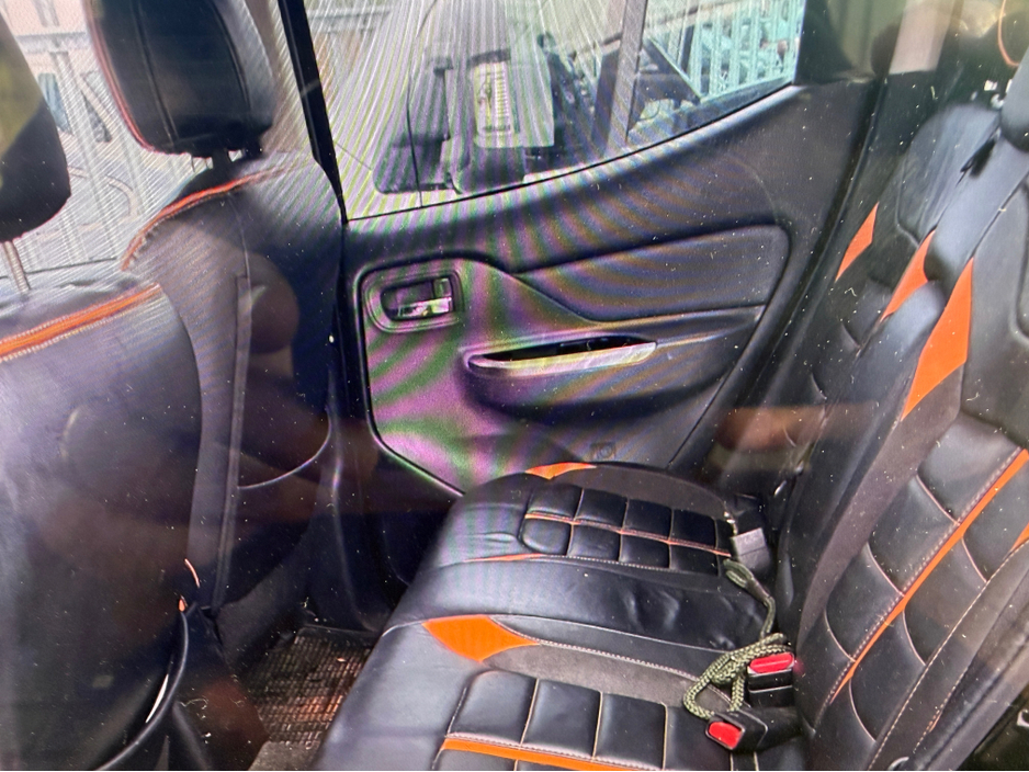 2018 Mitsubishi L200 - image 18