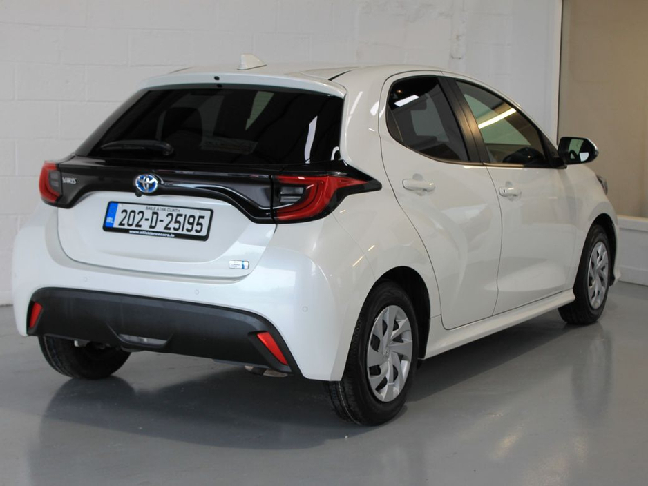 2020 Toyota Yaris 6aa-mxph10 €15,999