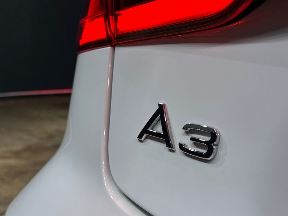 2016 Audi A3 - image 10