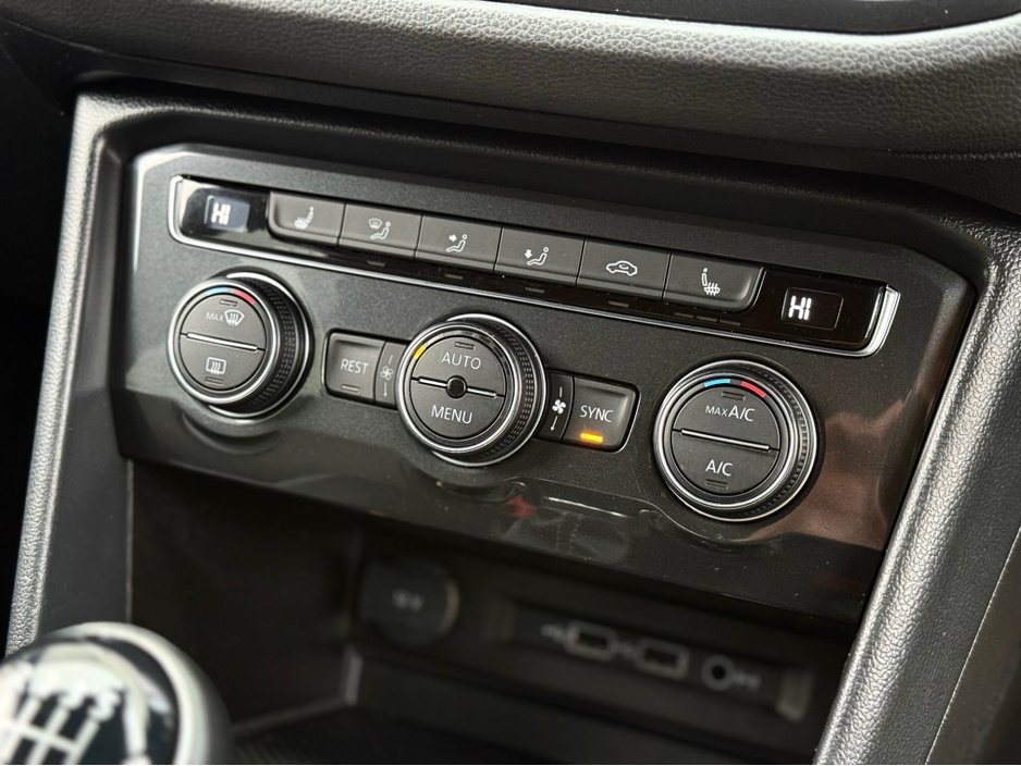 2019 Volkswagen Tiguan R-LINE 2.0 TDI MANUAL 6SPEED FWD 150HP 5DR €29,950