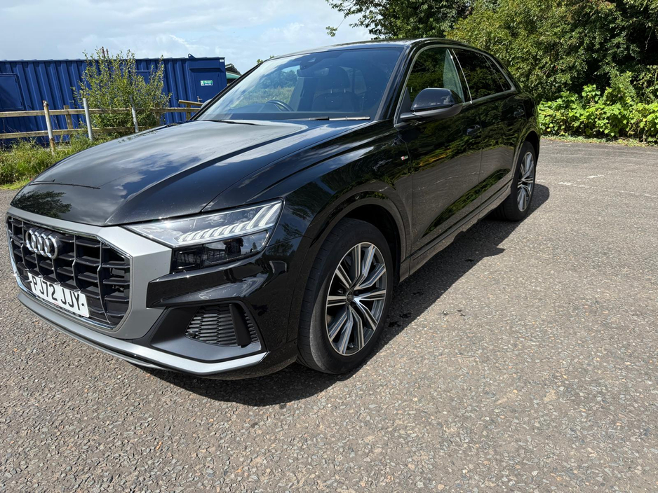 2022 Audi Q8 - image 4