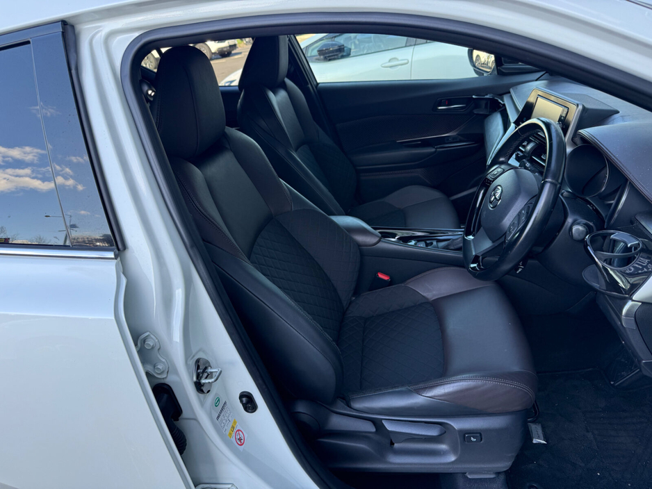 2017 Toyota C-HR - image 23