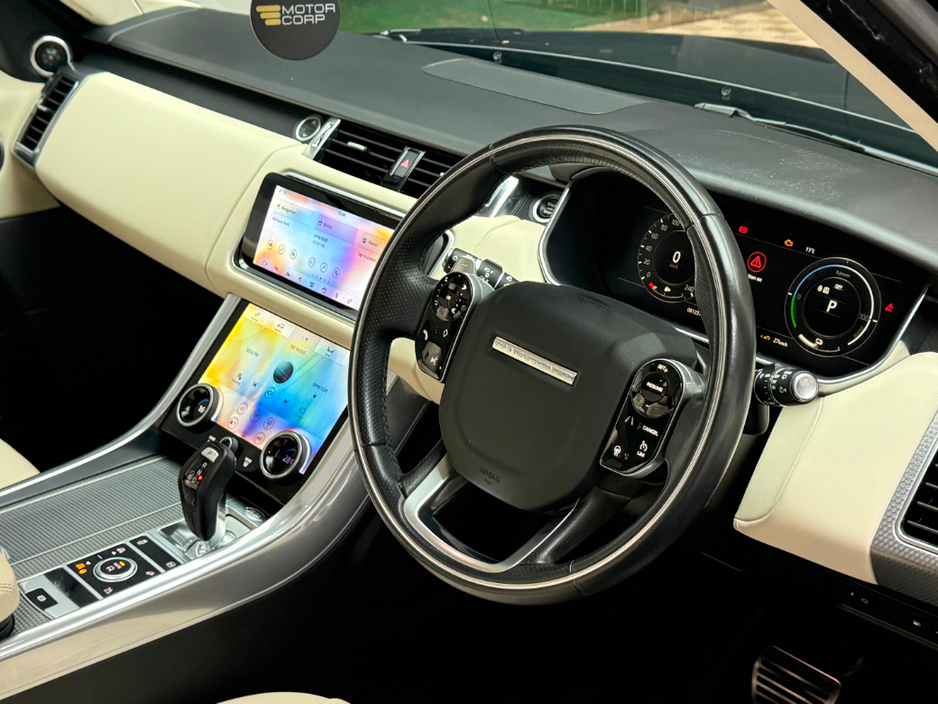 2021 Land Rover Range Rover Sport - image 10