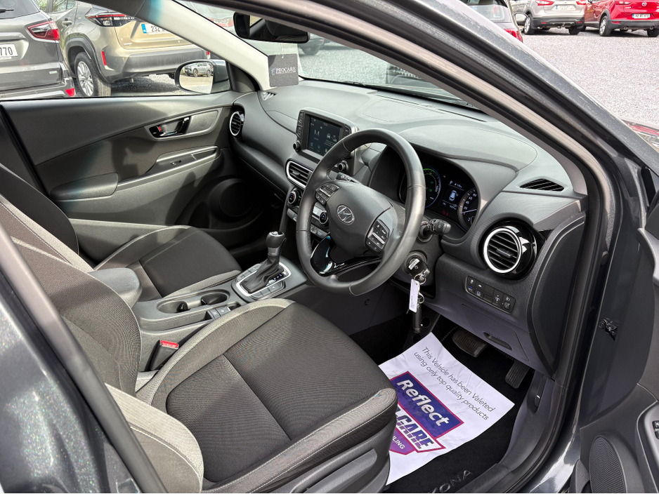 2020 Hyundai Kona - image 11