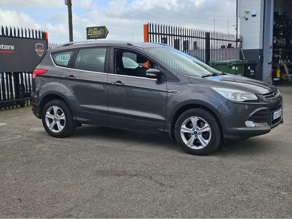 2015 Ford Kuga - image 3