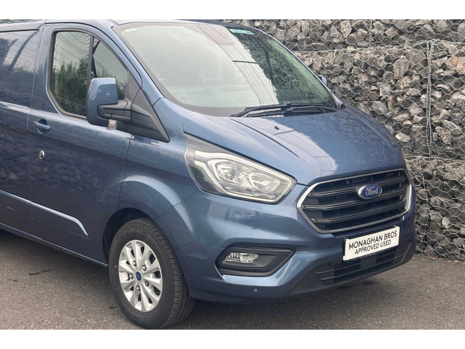 2022 Ford Transit - image 13