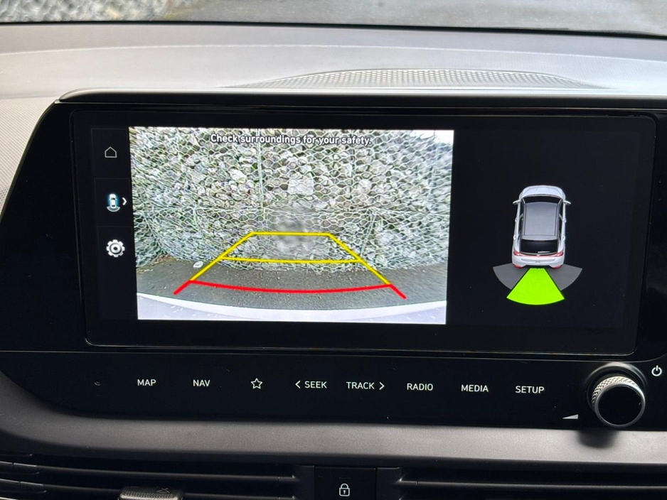 2022 Hyundai i20 PREMIUM MHEV T-GDI €18,956