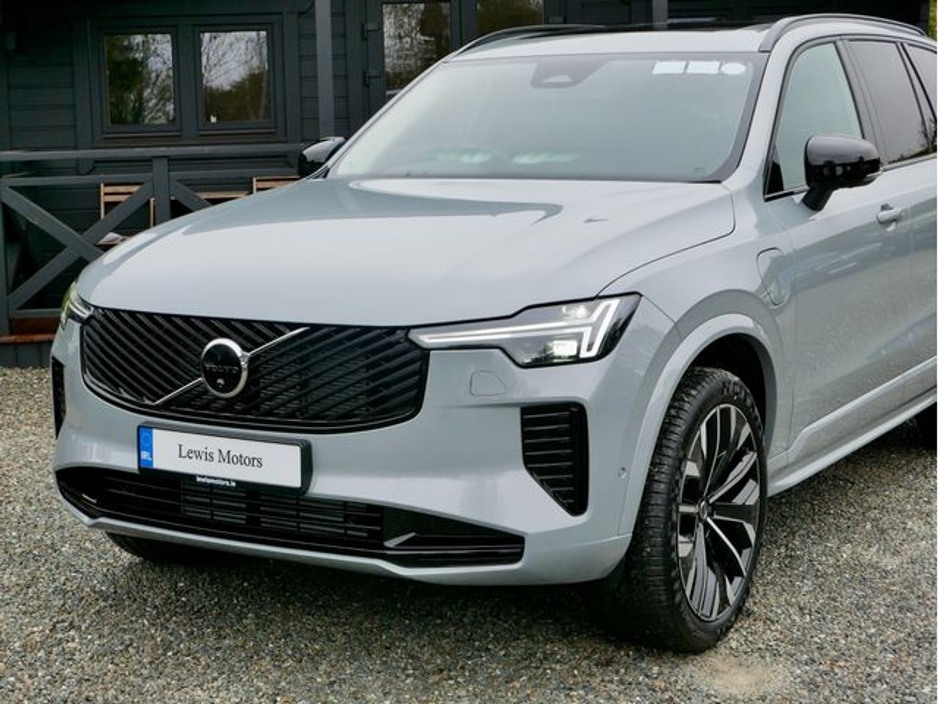 2026 Volvo XC90 - image 10