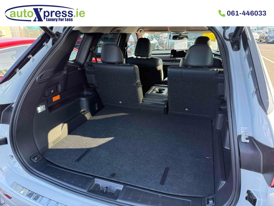 2022 Mitsubishi Outlander - image 6