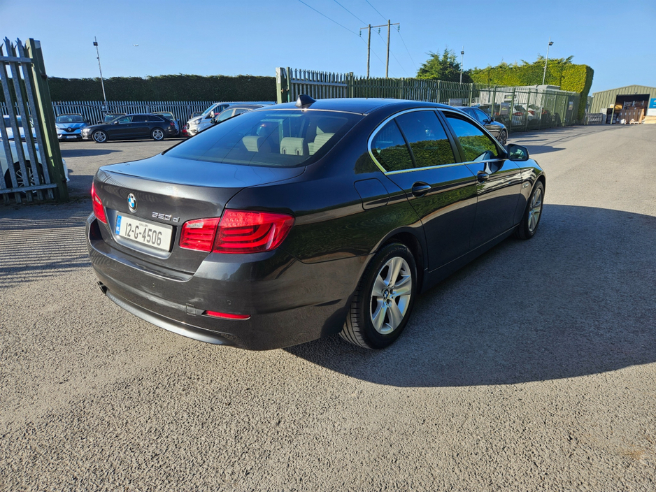 2012 BMW 5 Series - image 3