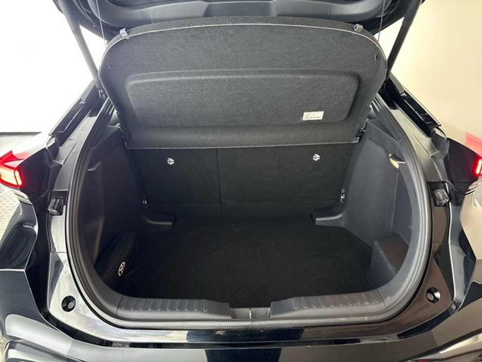 2024 Toyota C-HR 2.0 HYBRID PREMIERE EDITION €37,950