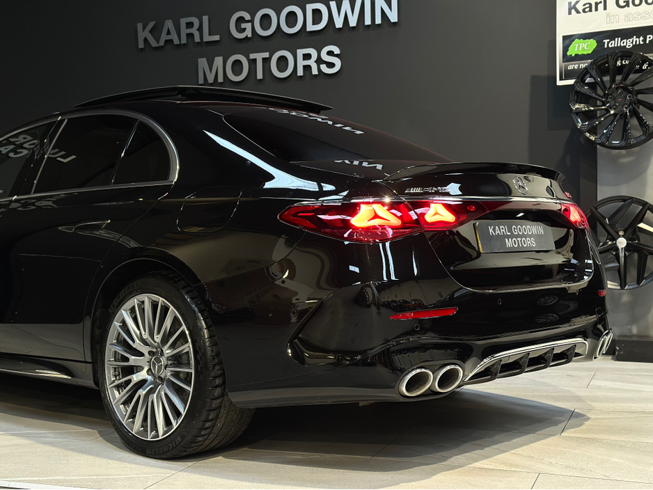 2025 Mercedes-Benz AMG E 53 PREMIUM PLUS E-HYBRID 4MATIC €109,950