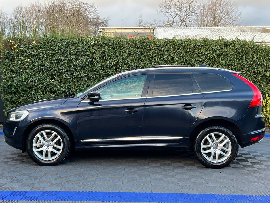 2017 Volvo XC60 CLASSIC 2.0D // SERVICE HISTORY // OPENING PANORAMIC SUNROOF // BLIND SPOT MONITOR €25,950