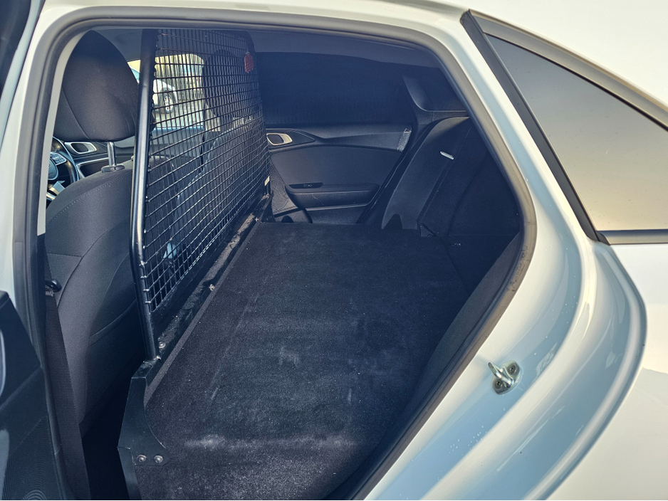 2021 Kia Ceed - image 12