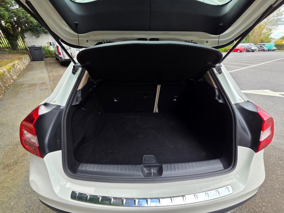 2015 Mercedes-Benz GLA Class - image 8