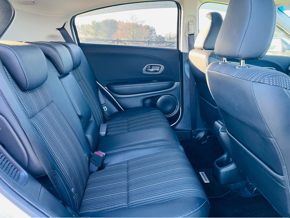 2016 Honda Vezel DAA-RU3 €16,950