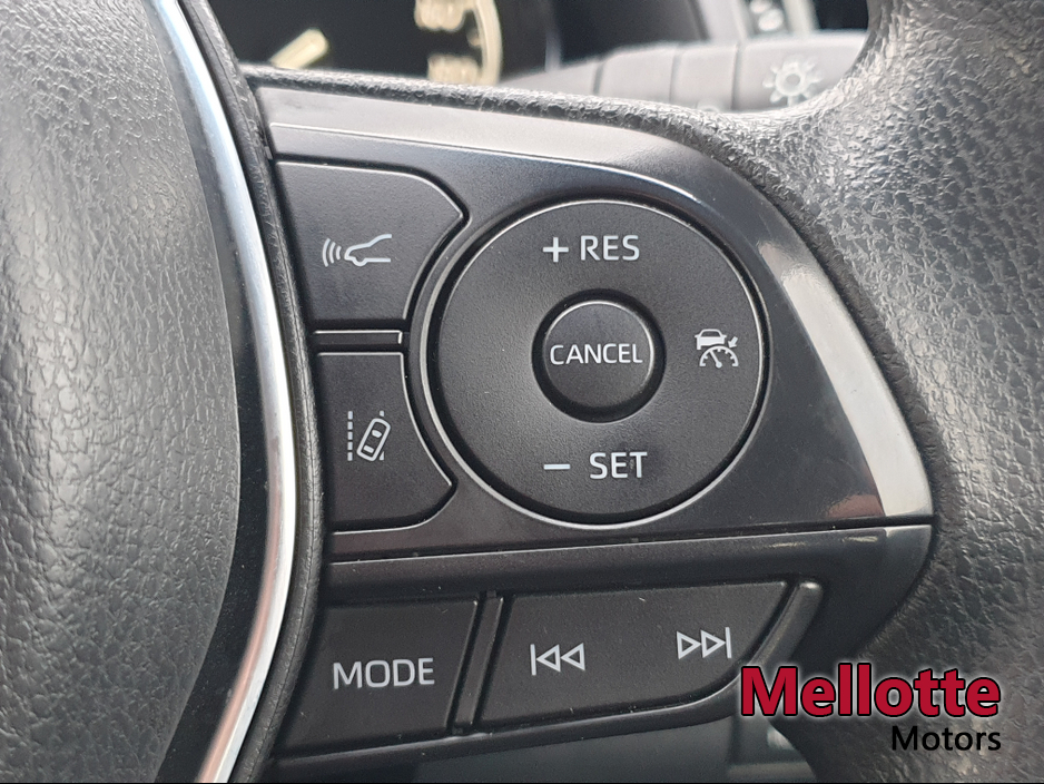 2022 Toyota Camry - image 16