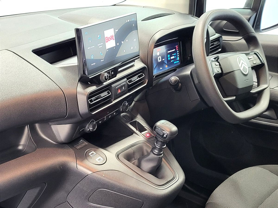 2026 Citroen Berlingo - image 9