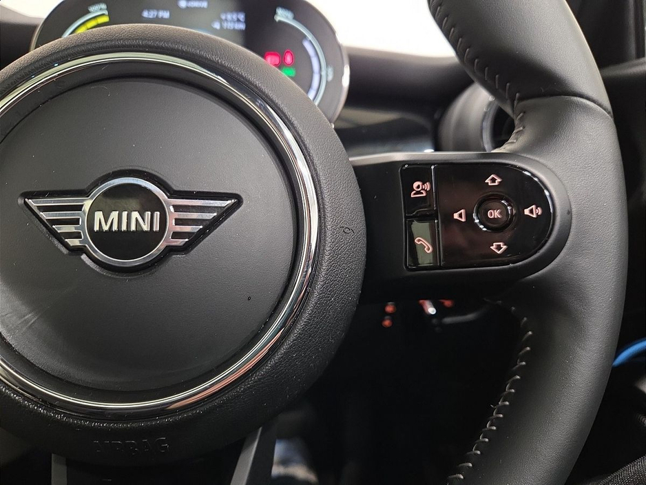 2022 MINI Hatch Electric Level 3 €22,950
