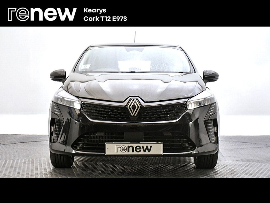 2025 Renault Clio - image 8