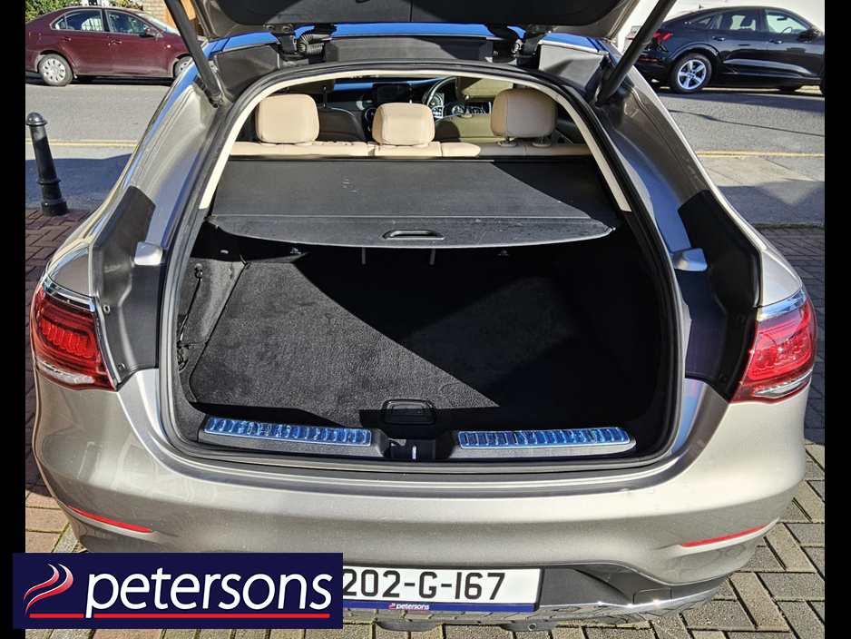 2020 Mercedes-Benz GLC Class - image 8