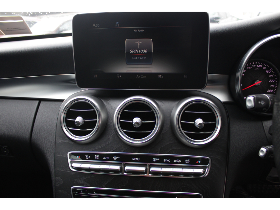 2018 Mercedes-Benz C Class - image 13