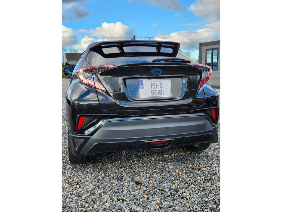 2019 Toyota C-HR 1.8 HYBRID LUNA €19,950