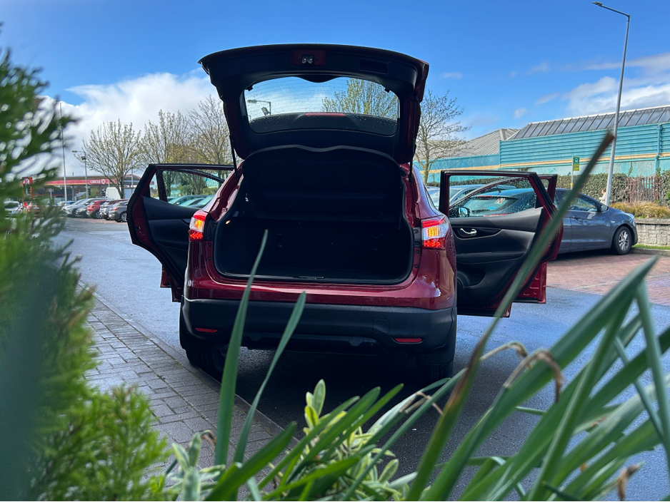 2016 Nissan Qashqai - image 32