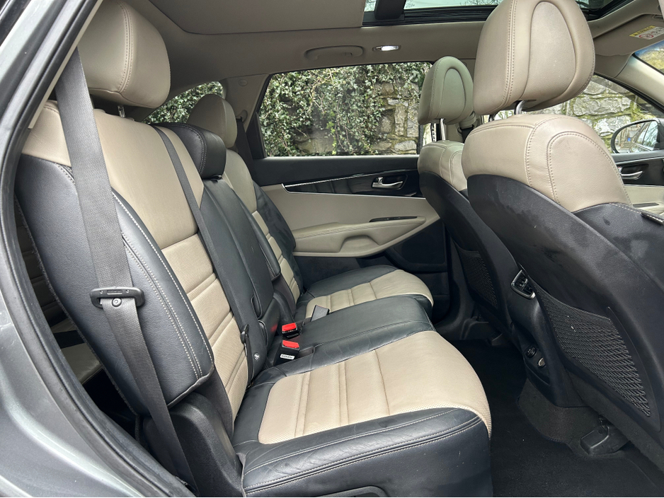 2015 Kia Sorento PLATINUM 4x4 PANORAMIC SUNROOF €12,495