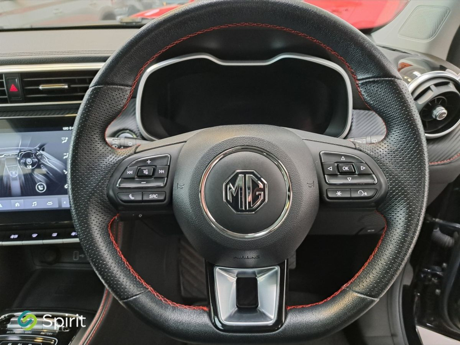 2022 MG ZS - image 24