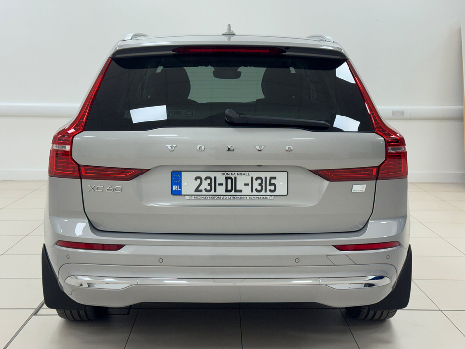 2023 Volvo XC60 T6 Recharge PHEV 350hp AT8 Core €53,500