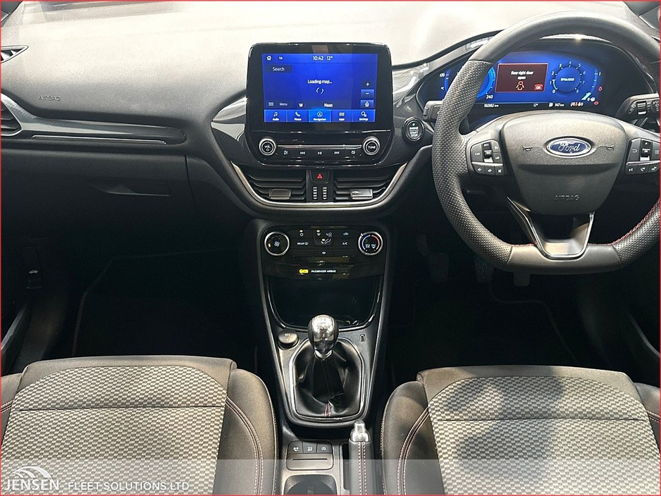 2022 Ford Puma - image 2