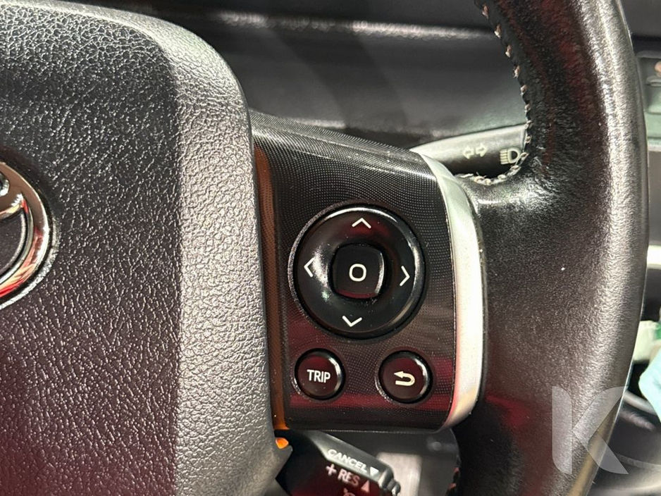 2020 Toyota Sienta - image 19