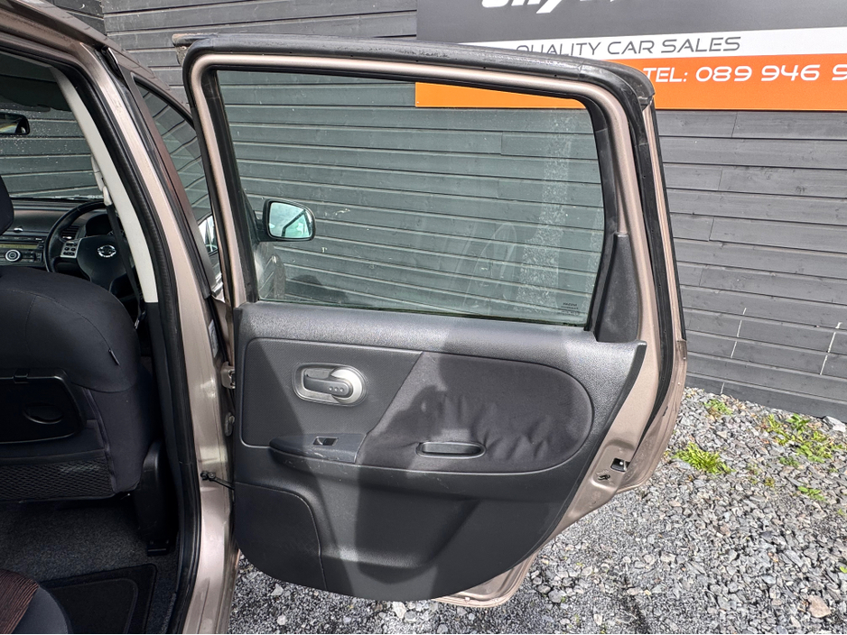 2010 Nissan Note - image 15