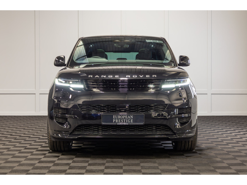 2024 Land Rover Range Rover Sport - image 2