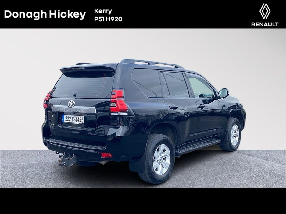 2022 Toyota Landcruiser - image 14