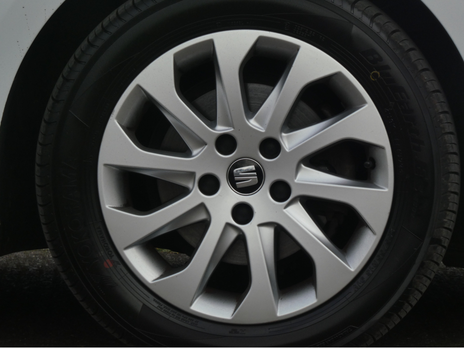 2015 SEAT Leon - image 6