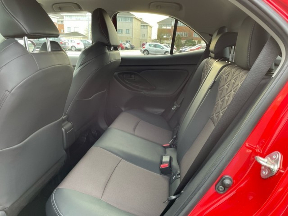 2022 Toyota Yaris Cross - SOL - BiTone - 1.5 Hybrid - Automatic - 1 Previous Owner - EUR 190 Tax // Remote Central Locking // Front Electric Windows // Rear Electric Windows // Electric Mirrors // Heated Mirrors €27,895